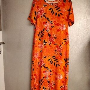 WOMEN'S VINTAGE  LONG FLORAL DRESS SIZE 10
